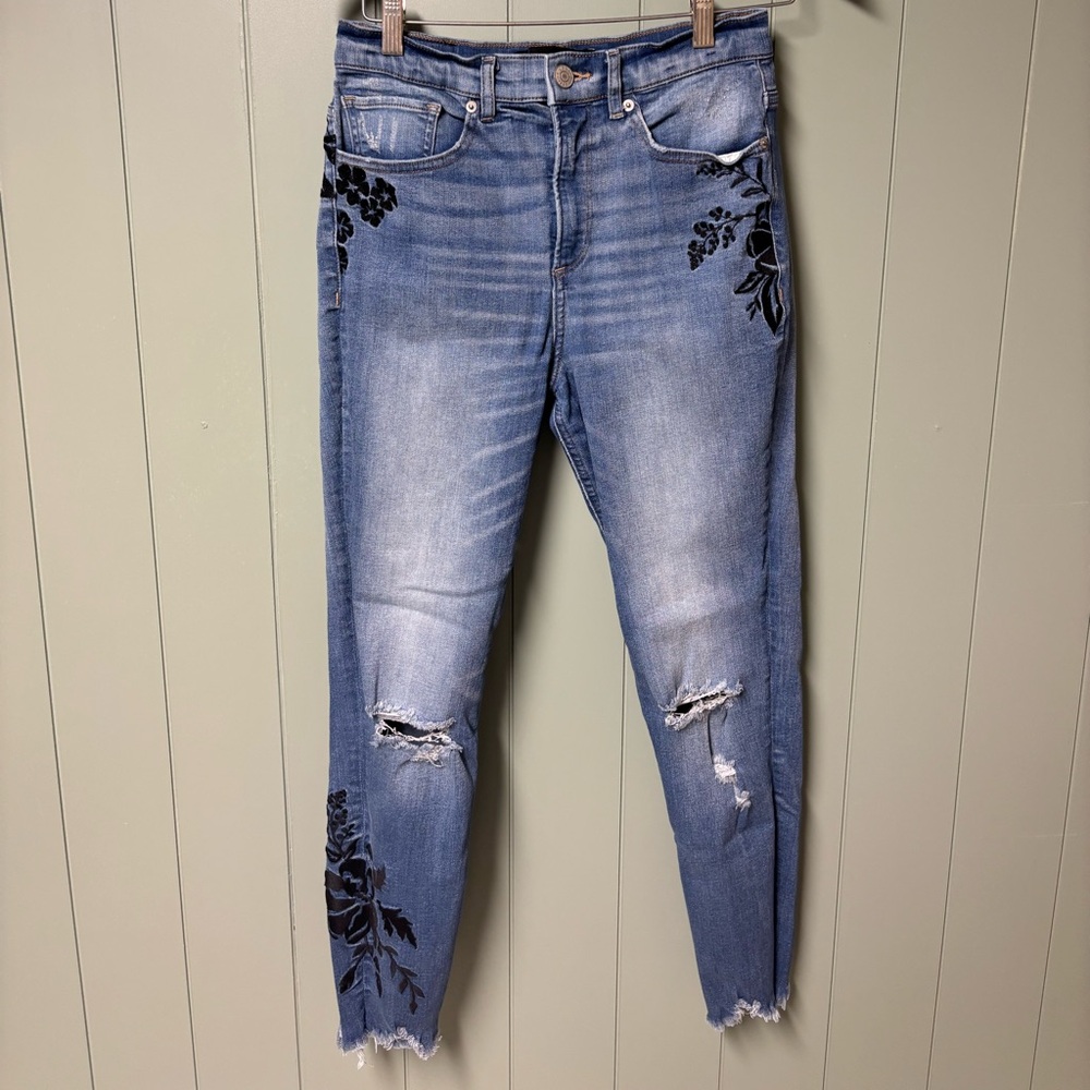 Embroidered High Rise Skinny Jeans
